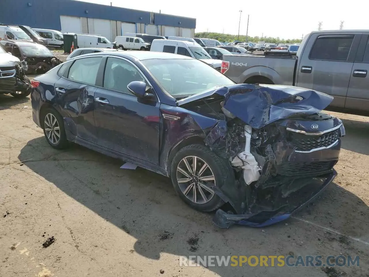 4 Photograph of a damaged car 5XXGT4L38KG365093 KIA OPTIMA 2019