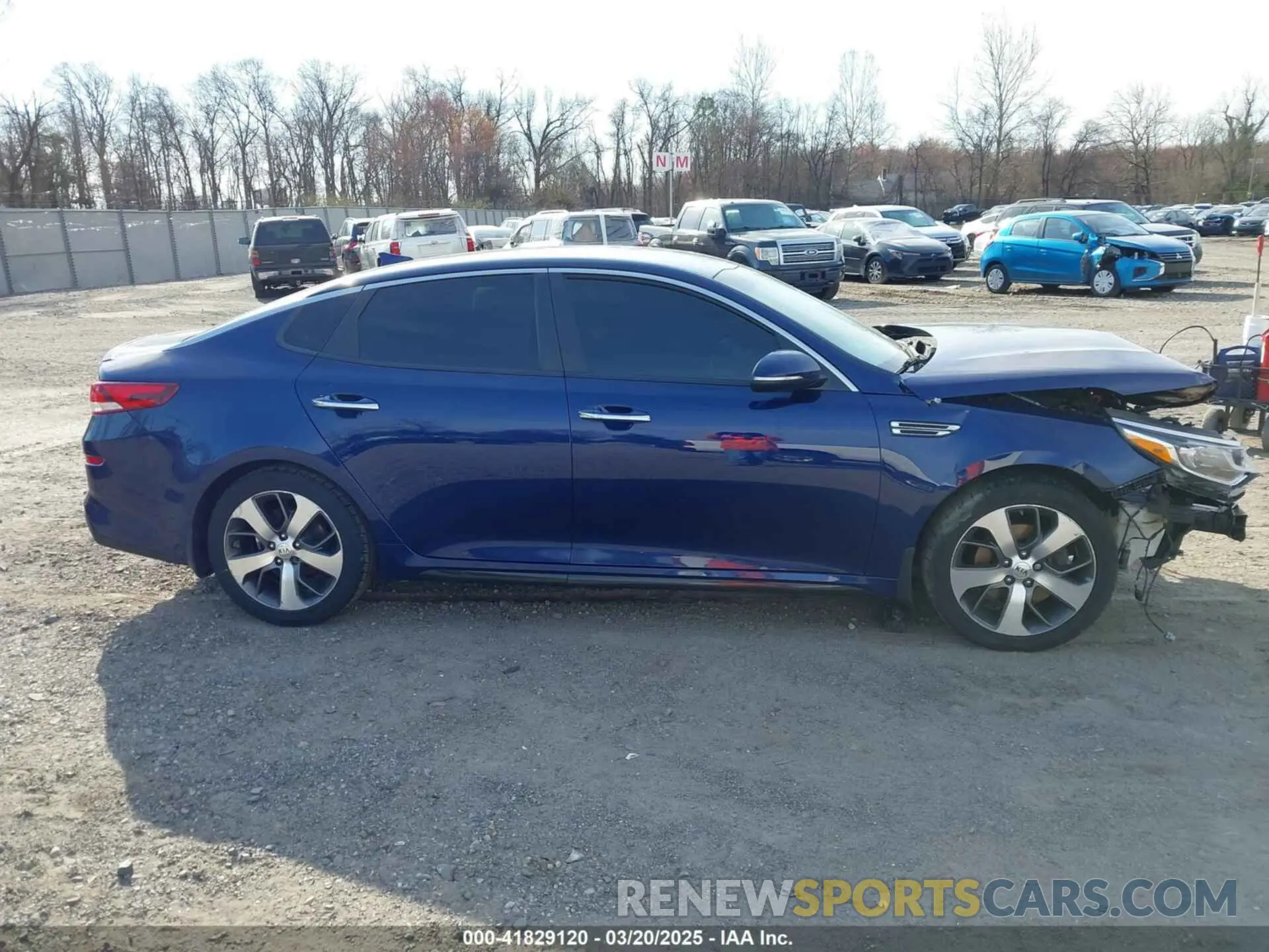 13 Photograph of a damaged car 5XXGT4L38KG365515 KIA OPTIMA 2019