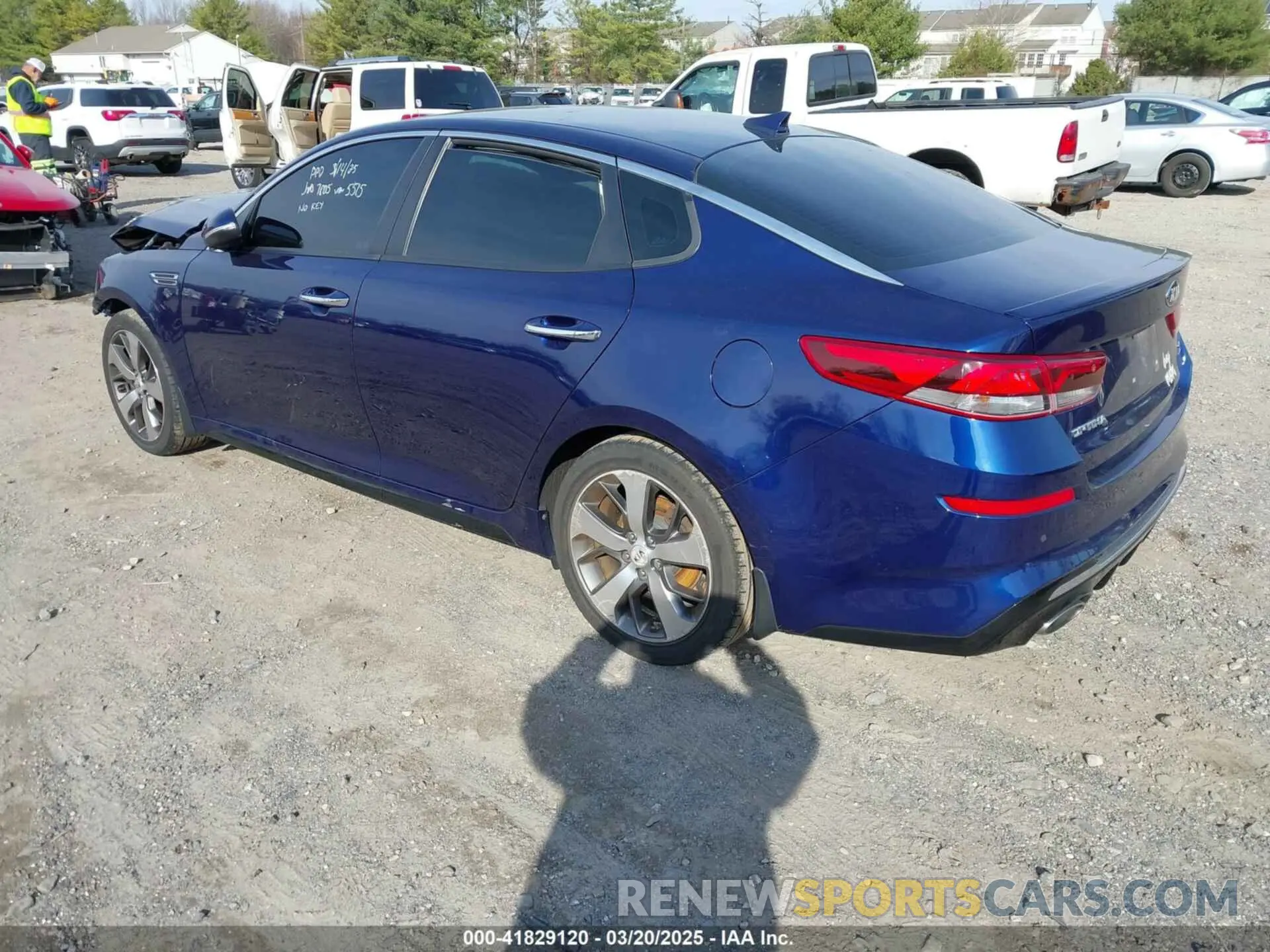 3 Photograph of a damaged car 5XXGT4L38KG365515 KIA OPTIMA 2019