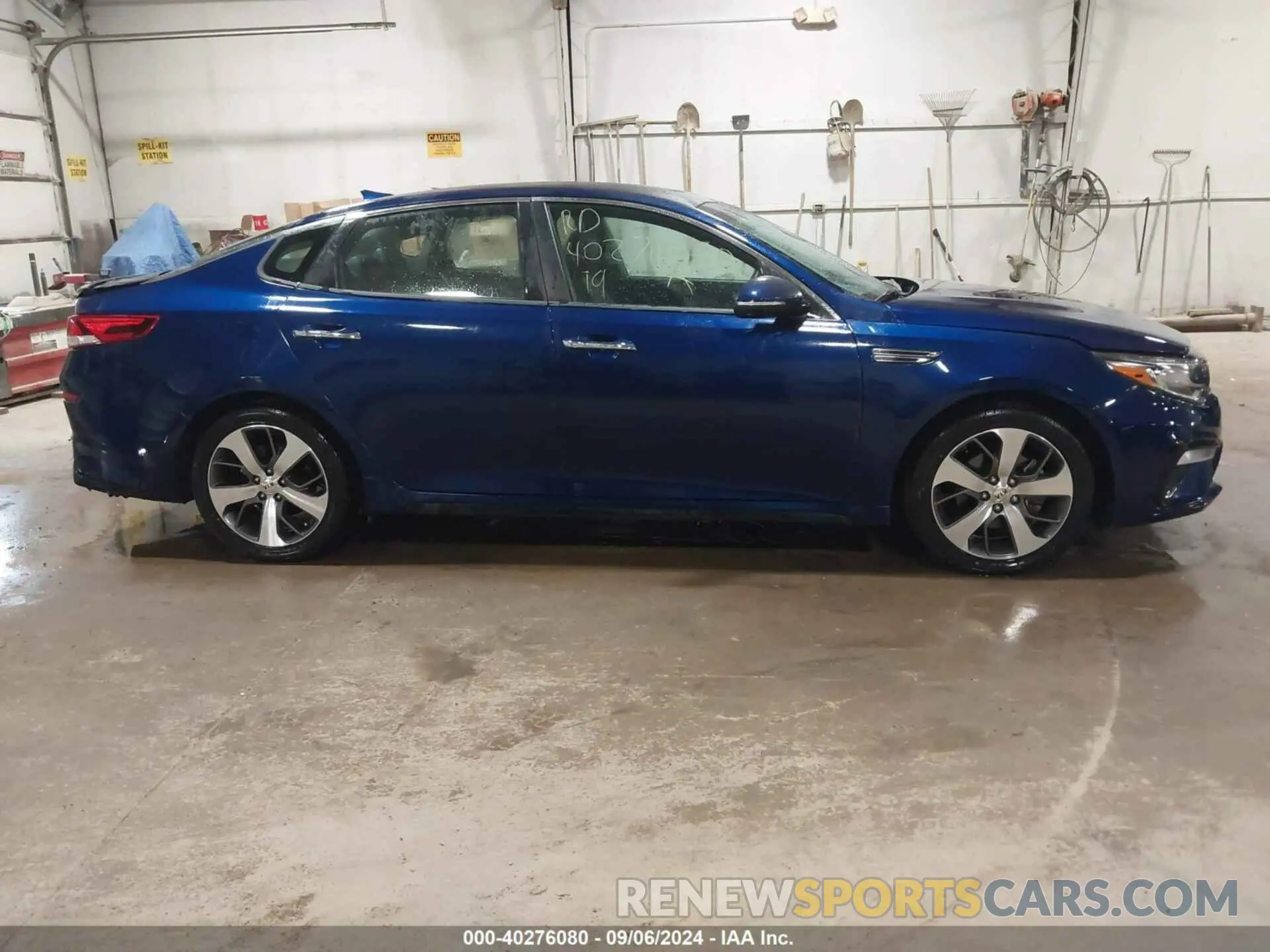 13 Photograph of a damaged car 5XXGT4L38KG368205 KIA OPTIMA 2019