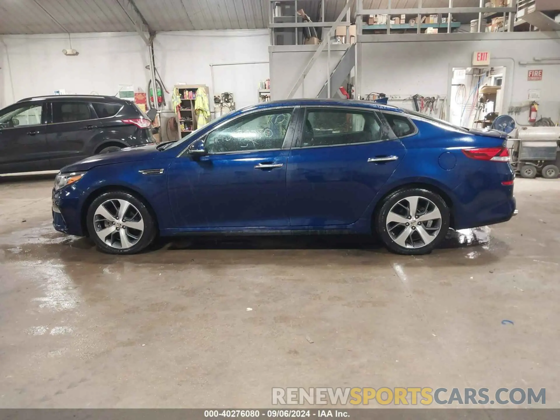 14 Photograph of a damaged car 5XXGT4L38KG368205 KIA OPTIMA 2019