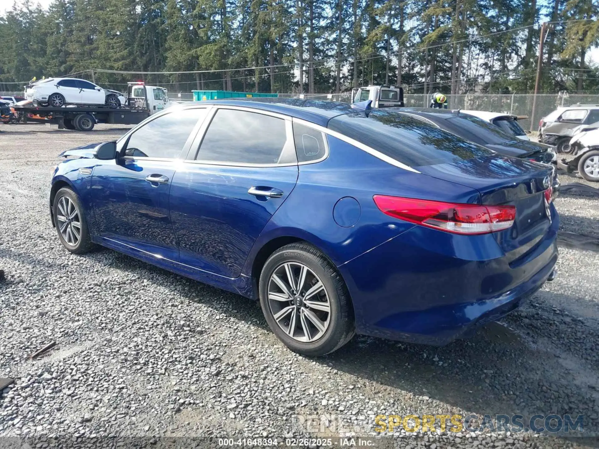 3 Photograph of a damaged car 5XXGT4L38KG372240 KIA OPTIMA 2019