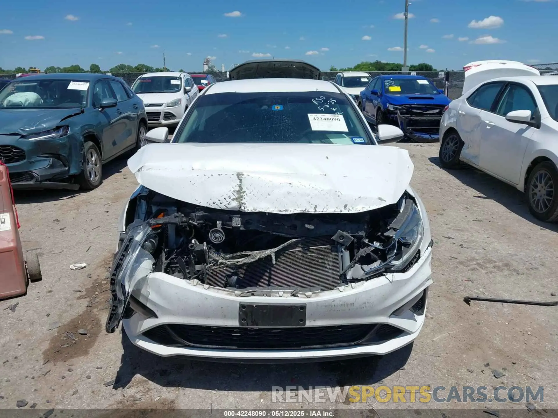12 Photograph of a damaged car 5XXGT4L38KG372576 KIA OPTIMA 2019