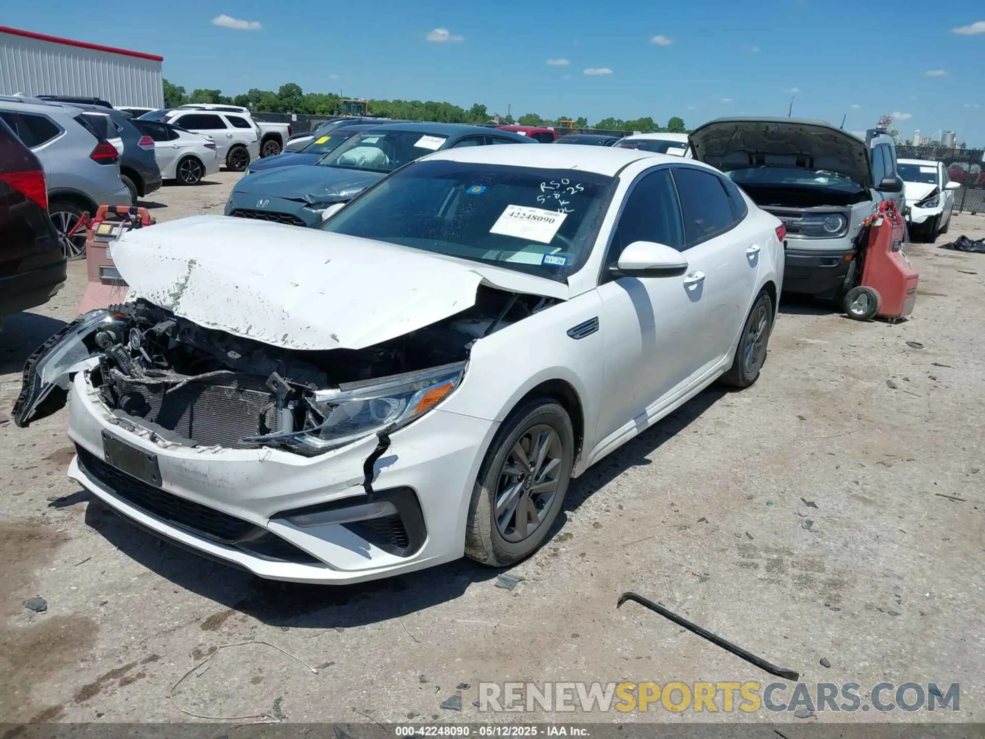 2 Photograph of a damaged car 5XXGT4L38KG372576 KIA OPTIMA 2019