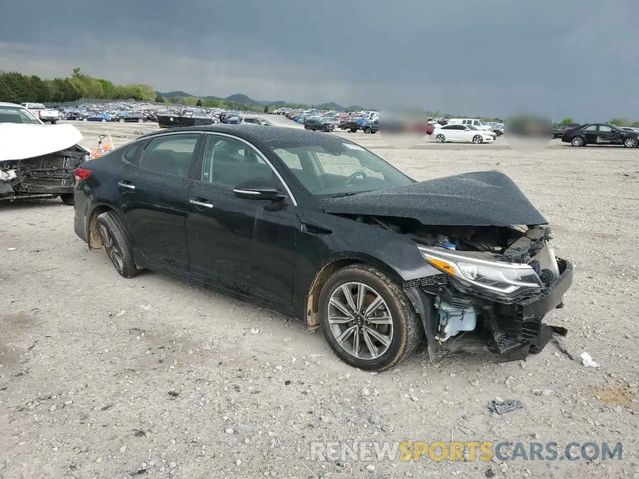 4 Photograph of a damaged car 5XXGT4L38KG373467 KIA OPTIMA 2019