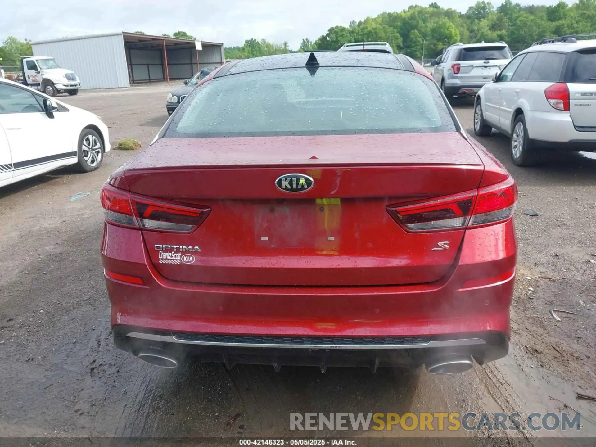 16 Photograph of a damaged car 5XXGT4L38KG375686 KIA OPTIMA 2019