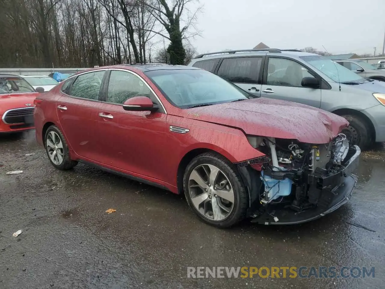 4 Photograph of a damaged car 5XXGT4L38KG375705 KIA OPTIMA 2019