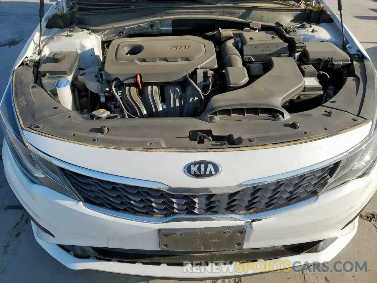 11 Photograph of a damaged car 5XXGT4L38KG376353 KIA OPTIMA 2019