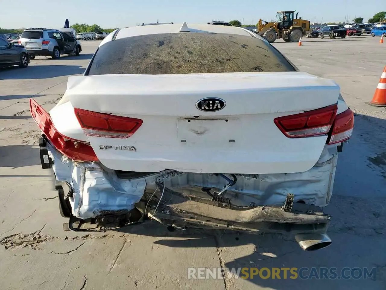 6 Photograph of a damaged car 5XXGT4L38KG376353 KIA OPTIMA 2019