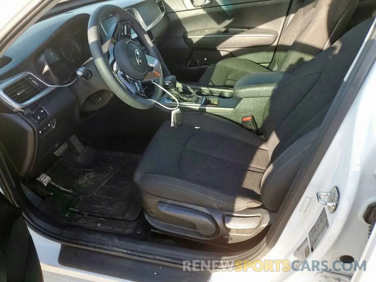 7 Photograph of a damaged car 5XXGT4L38KG376353 KIA OPTIMA 2019