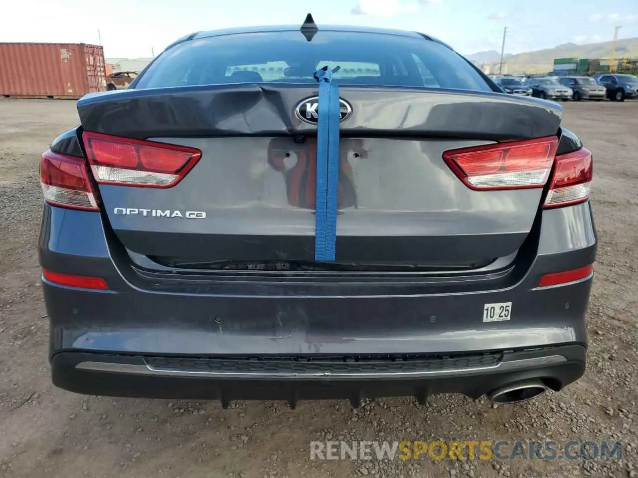 6 Photograph of a damaged car 5XXGT4L39KG284281 KIA OPTIMA 2019