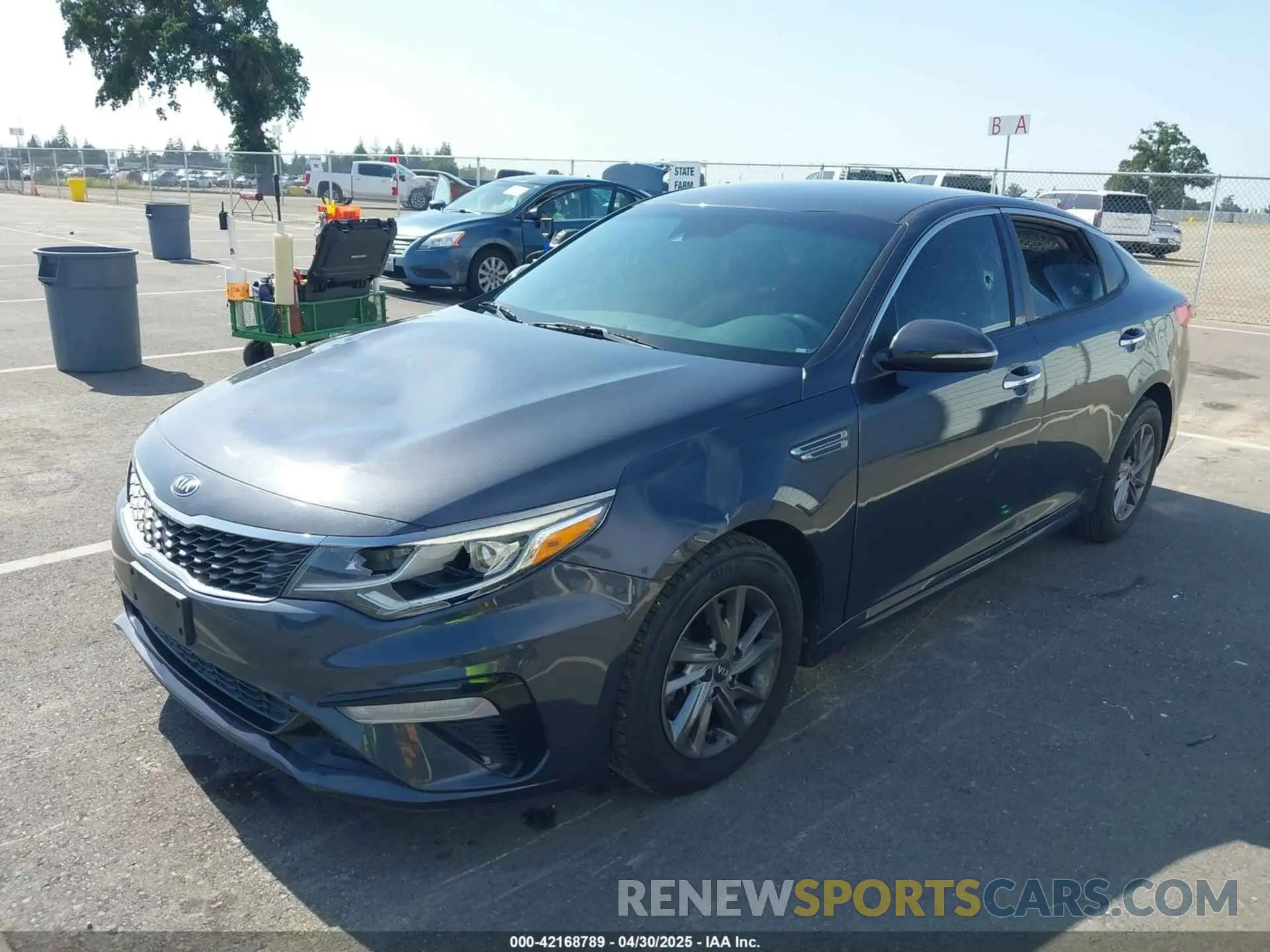 2 Photograph of a damaged car 5XXGT4L39KG288153 KIA OPTIMA 2019