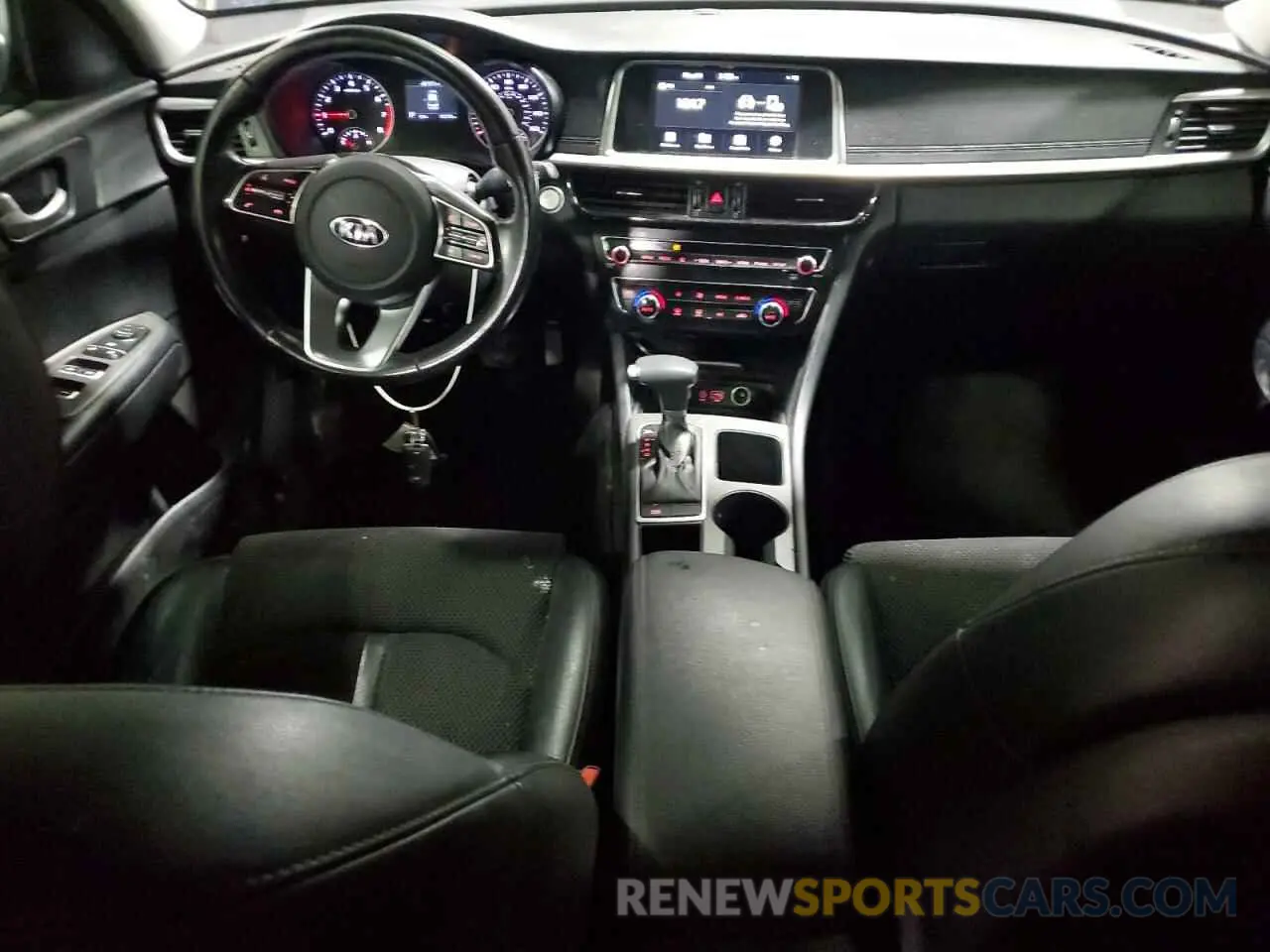 8 Photograph of a damaged car 5XXGT4L39KG296382 KIA OPTIMA 2019