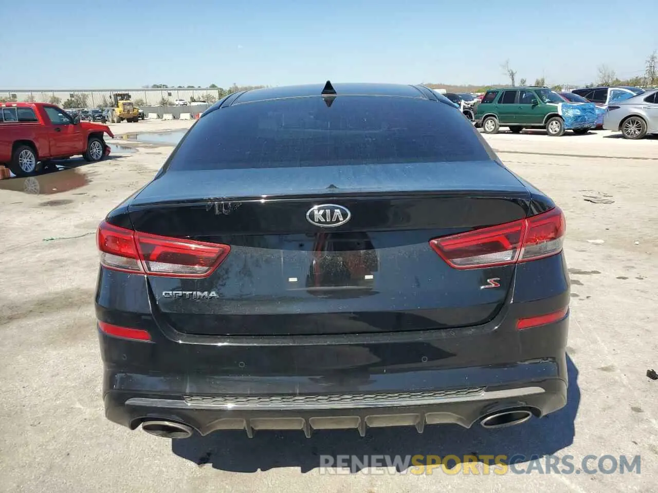 6 Photograph of a damaged car 5XXGT4L39KG305811 KIA OPTIMA 2019