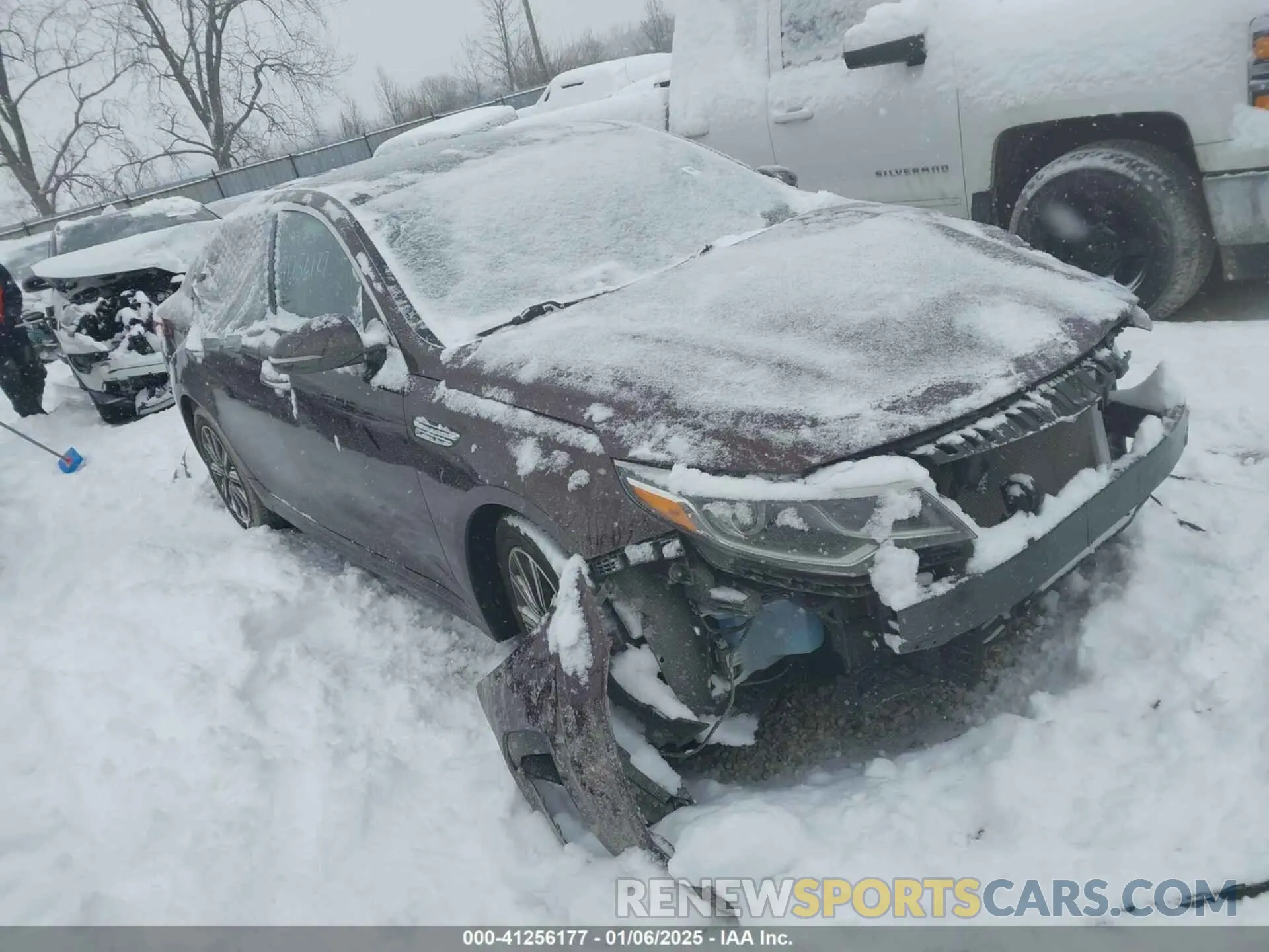 1 Photograph of a damaged car 5XXGT4L39KG323600 KIA OPTIMA 2019