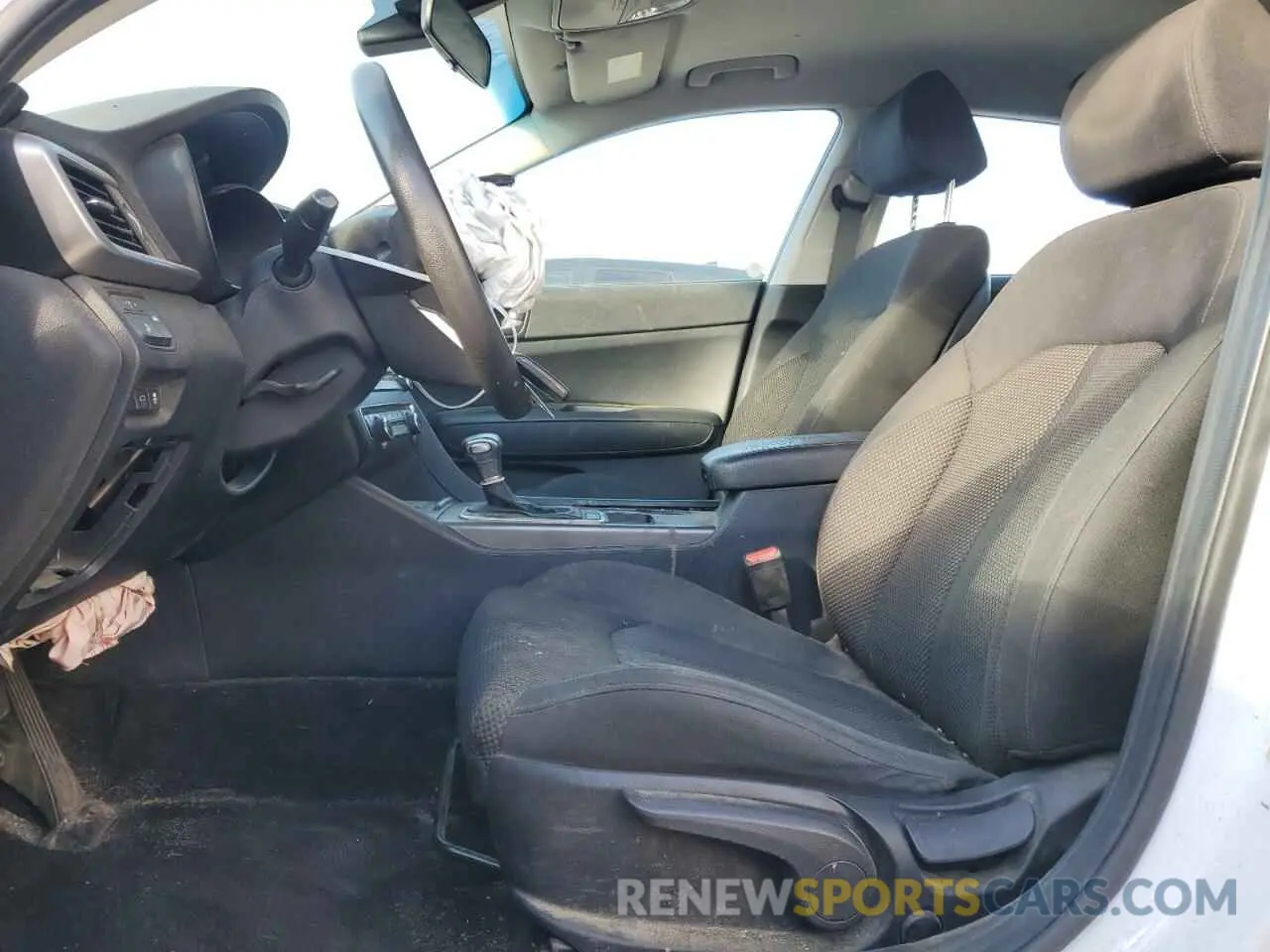 7 Photograph of a damaged car 5XXGT4L39KG325248 KIA OPTIMA 2019