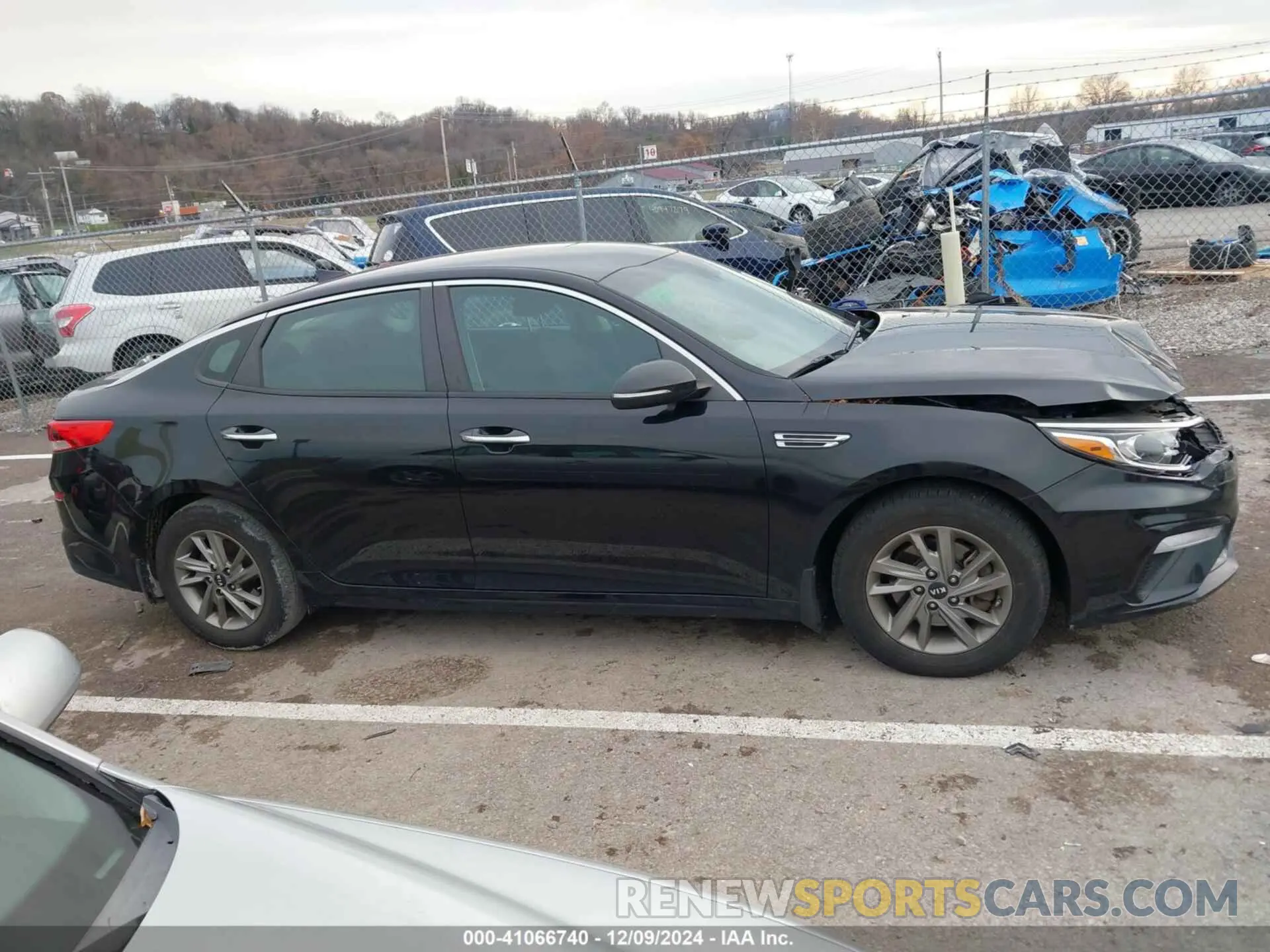 14 Photograph of a damaged car 5XXGT4L39KG327257 KIA OPTIMA 2019