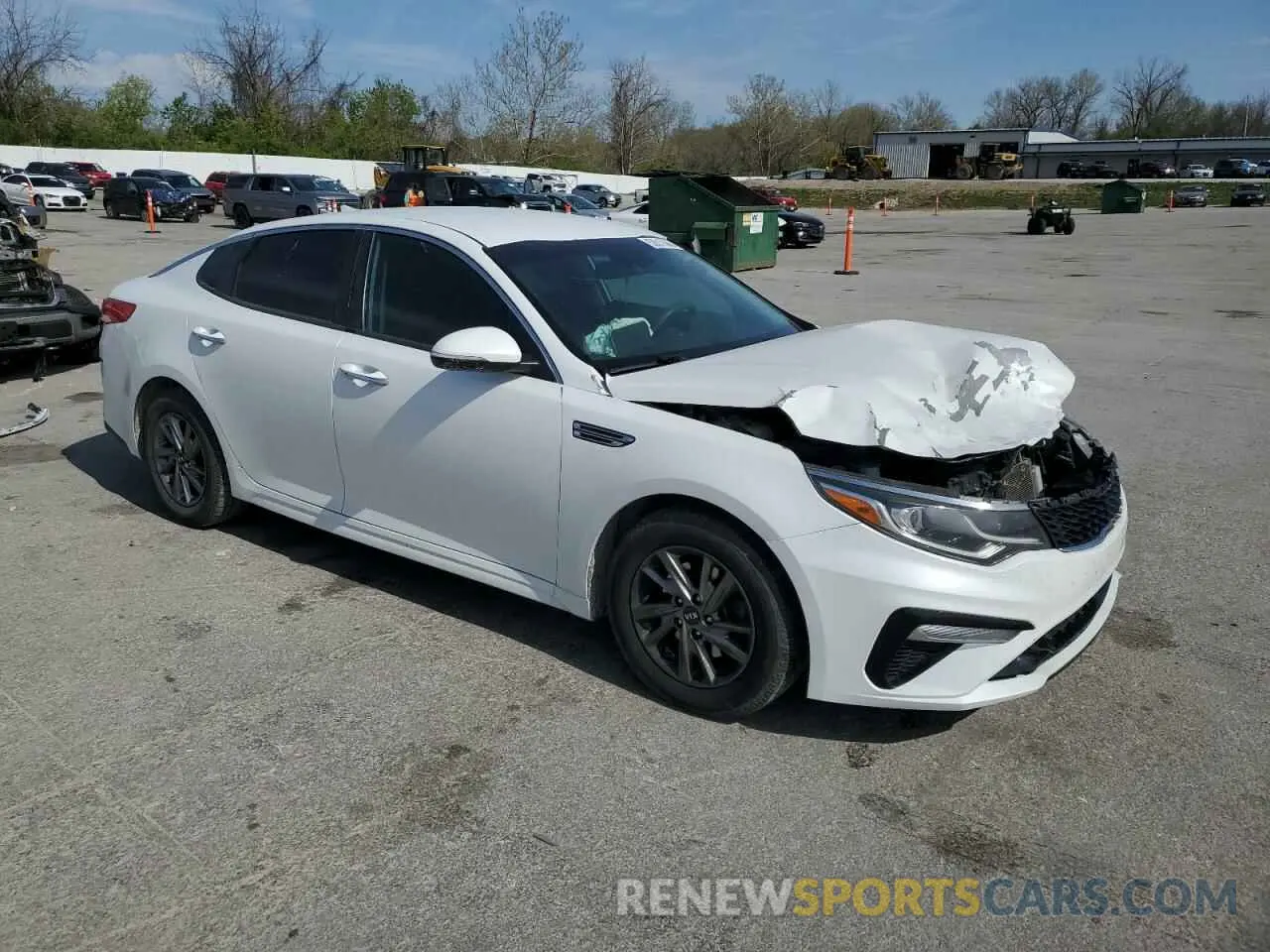4 Photograph of a damaged car 5XXGT4L39KG330661 KIA OPTIMA 2019
