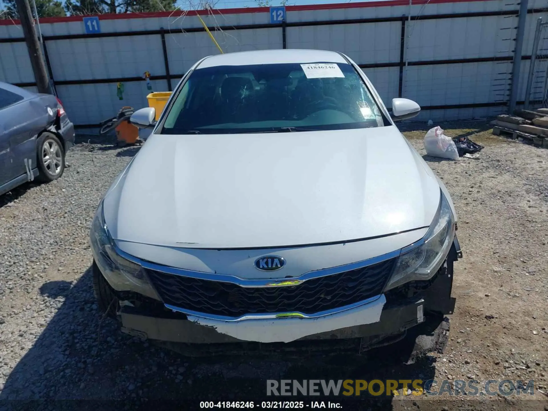13 Photograph of a damaged car 5XXGT4L39KG333818 KIA OPTIMA 2019
