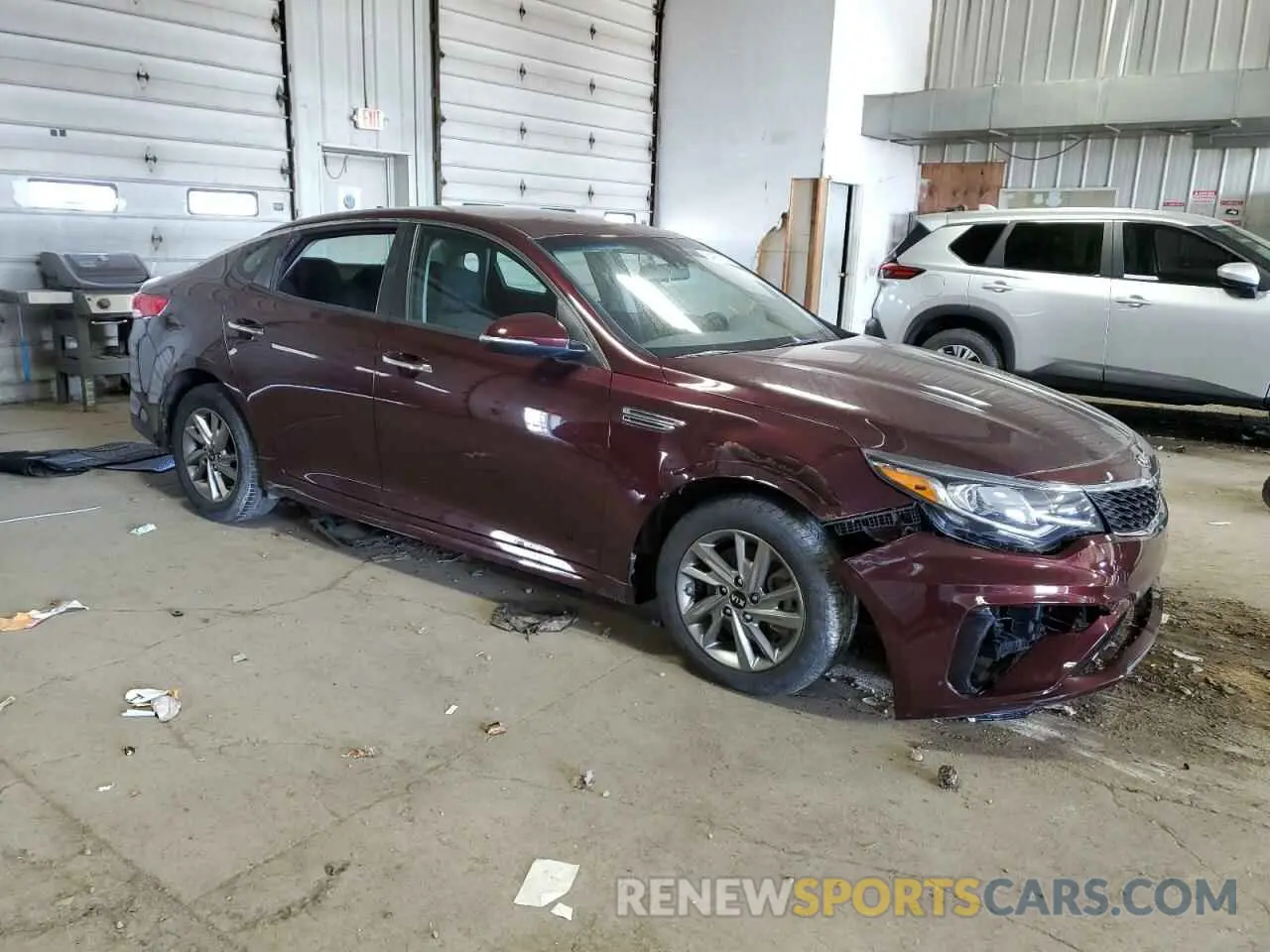 4 Photograph of a damaged car 5XXGT4L39KG338873 KIA OPTIMA 2019