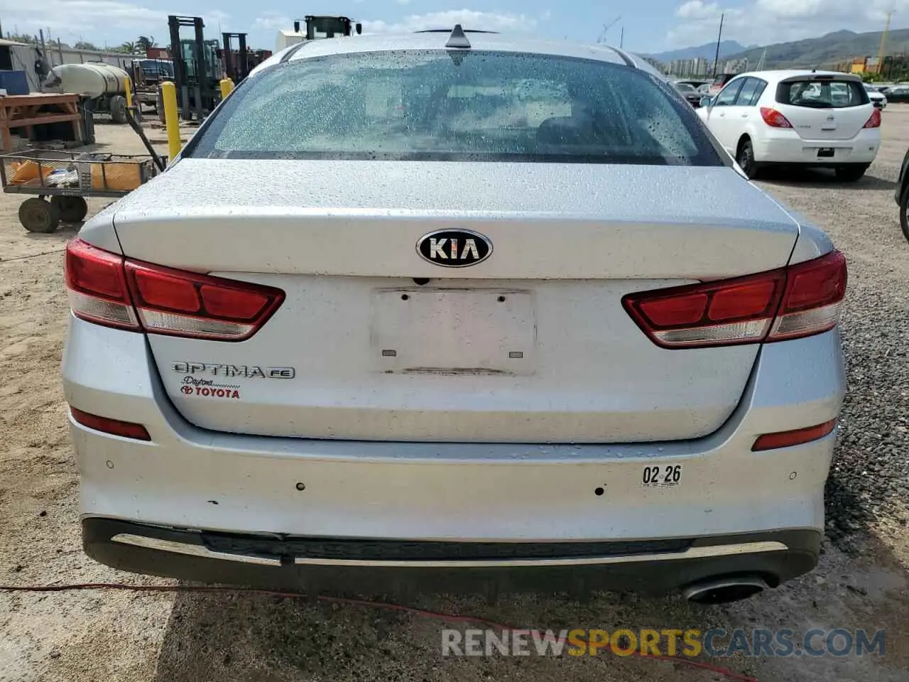 6 Photograph of a damaged car 5XXGT4L39KG339795 KIA OPTIMA 2019