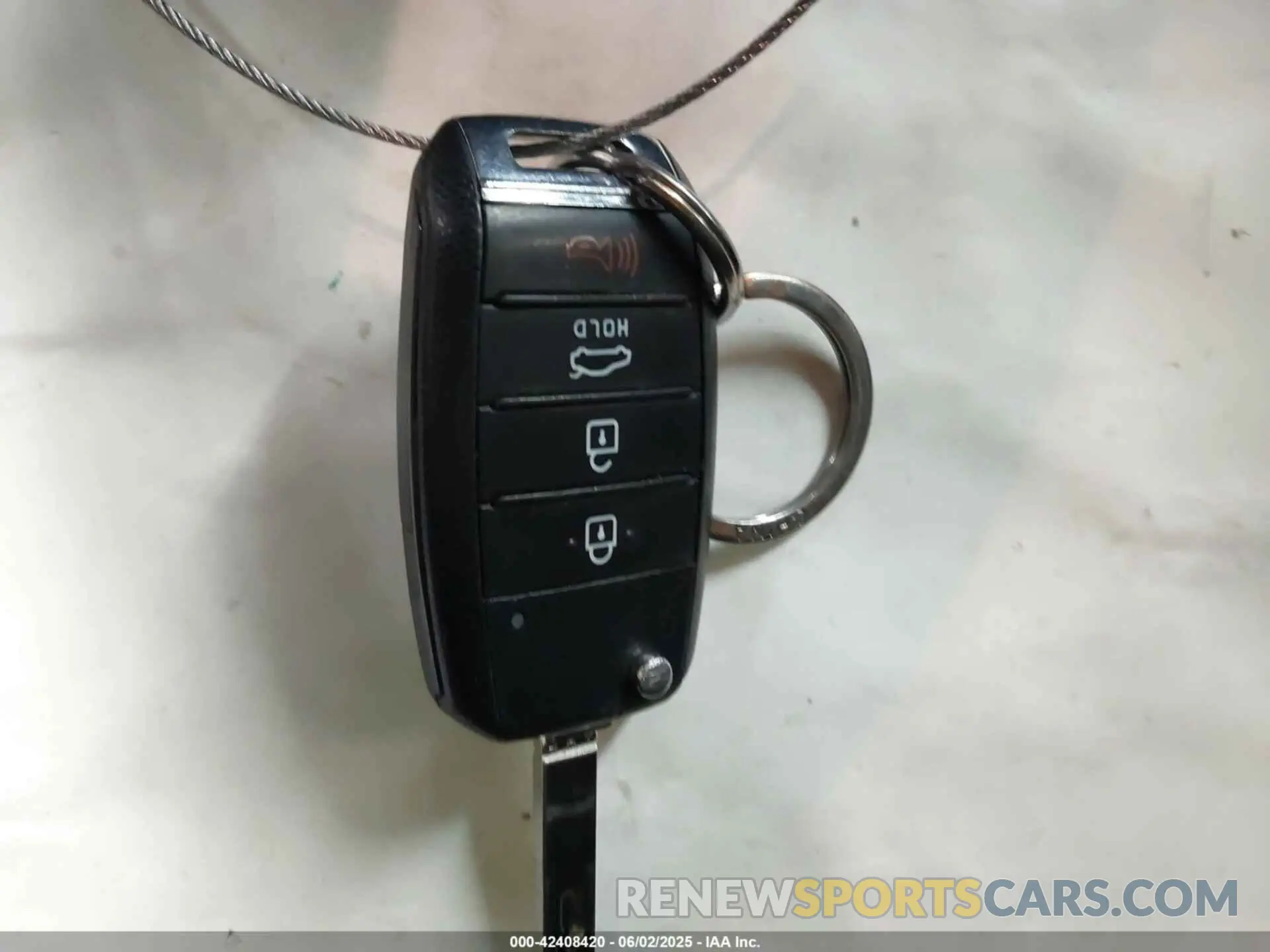 11 Photograph of a damaged car 5XXGT4L39KG343958 KIA OPTIMA 2019