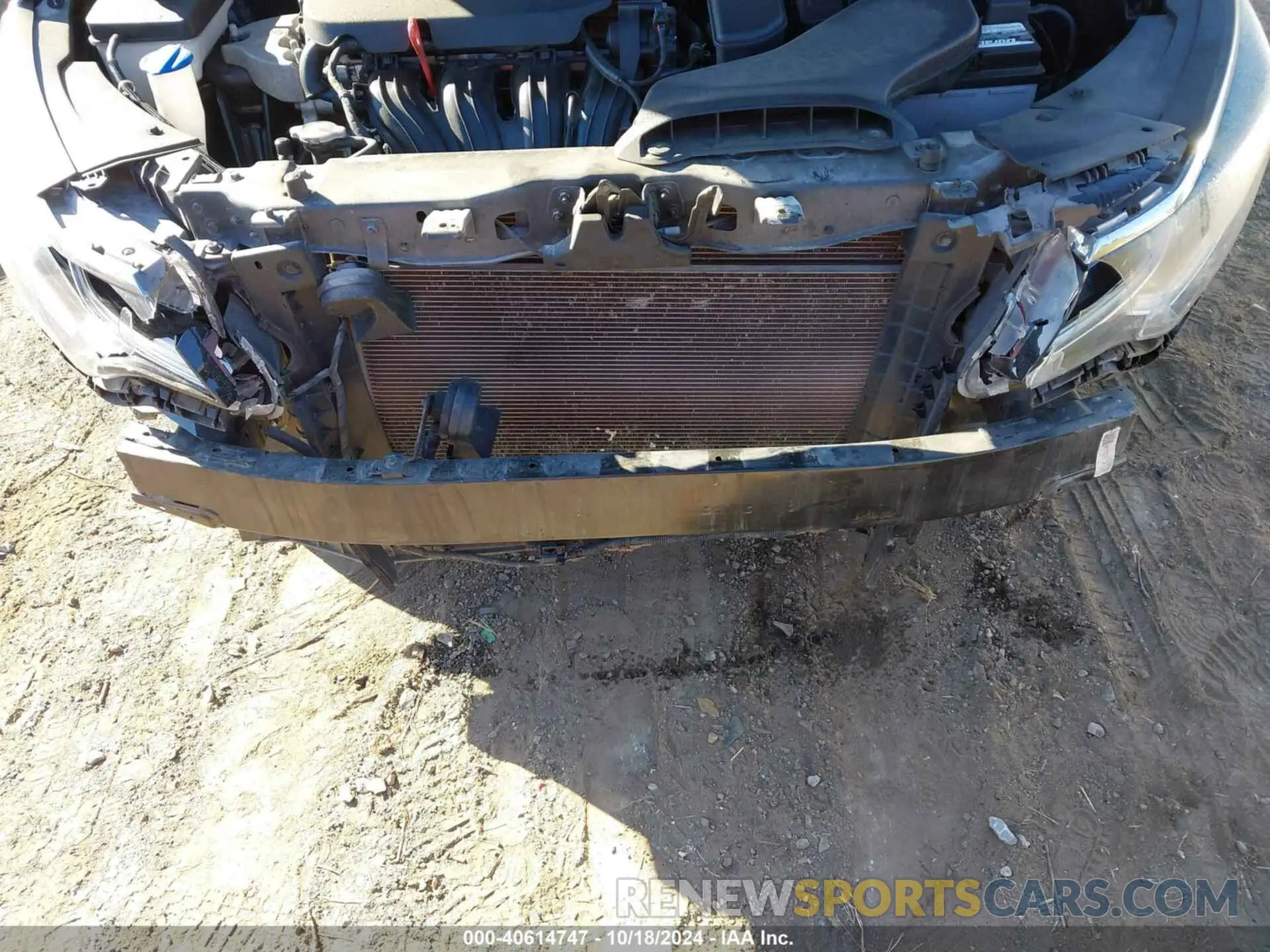 18 Photograph of a damaged car 5XXGT4L39KG347024 KIA OPTIMA 2019