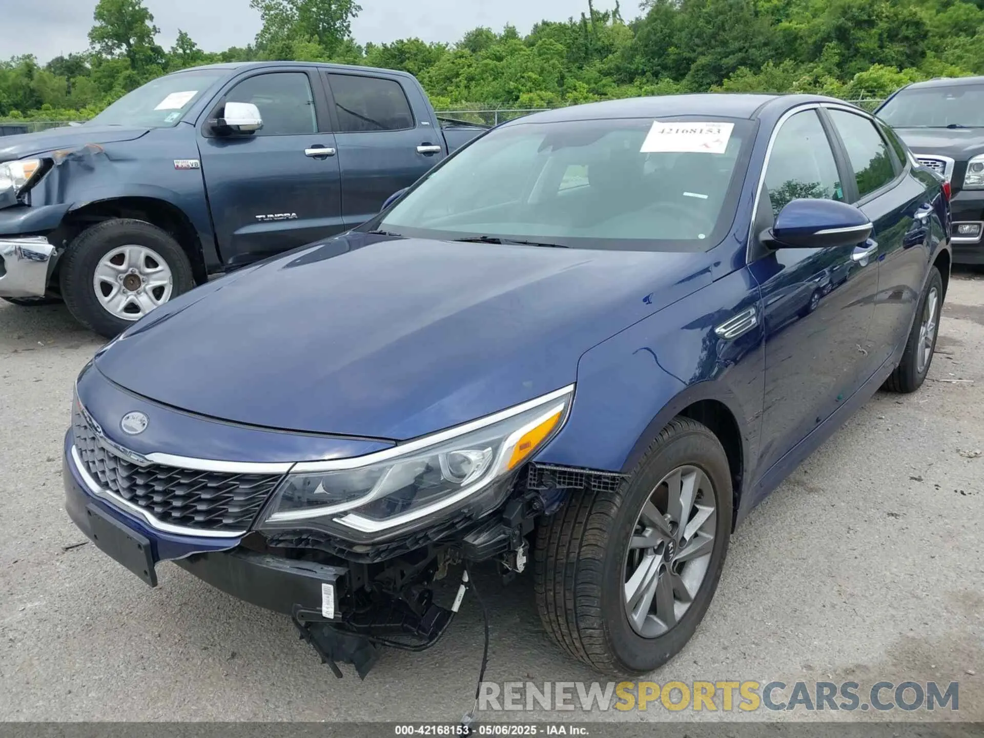 2 Photograph of a damaged car 5XXGT4L39KG352319 KIA OPTIMA 2019