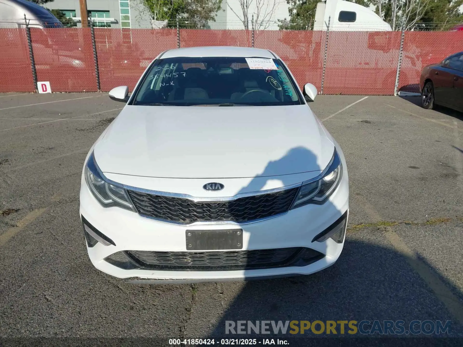 12 Photograph of a damaged car 5XXGT4L39KG354457 KIA OPTIMA 2019