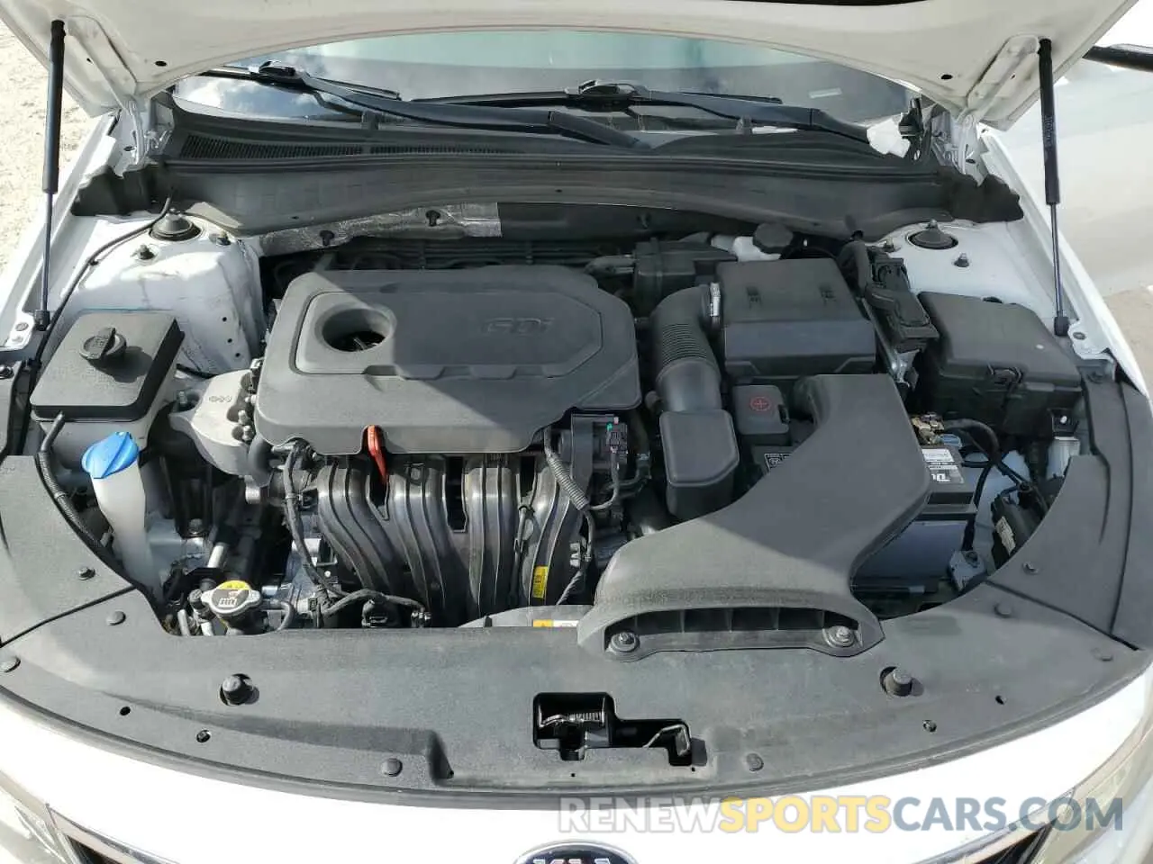 11 Photograph of a damaged car 5XXGT4L39KG366270 KIA OPTIMA 2019