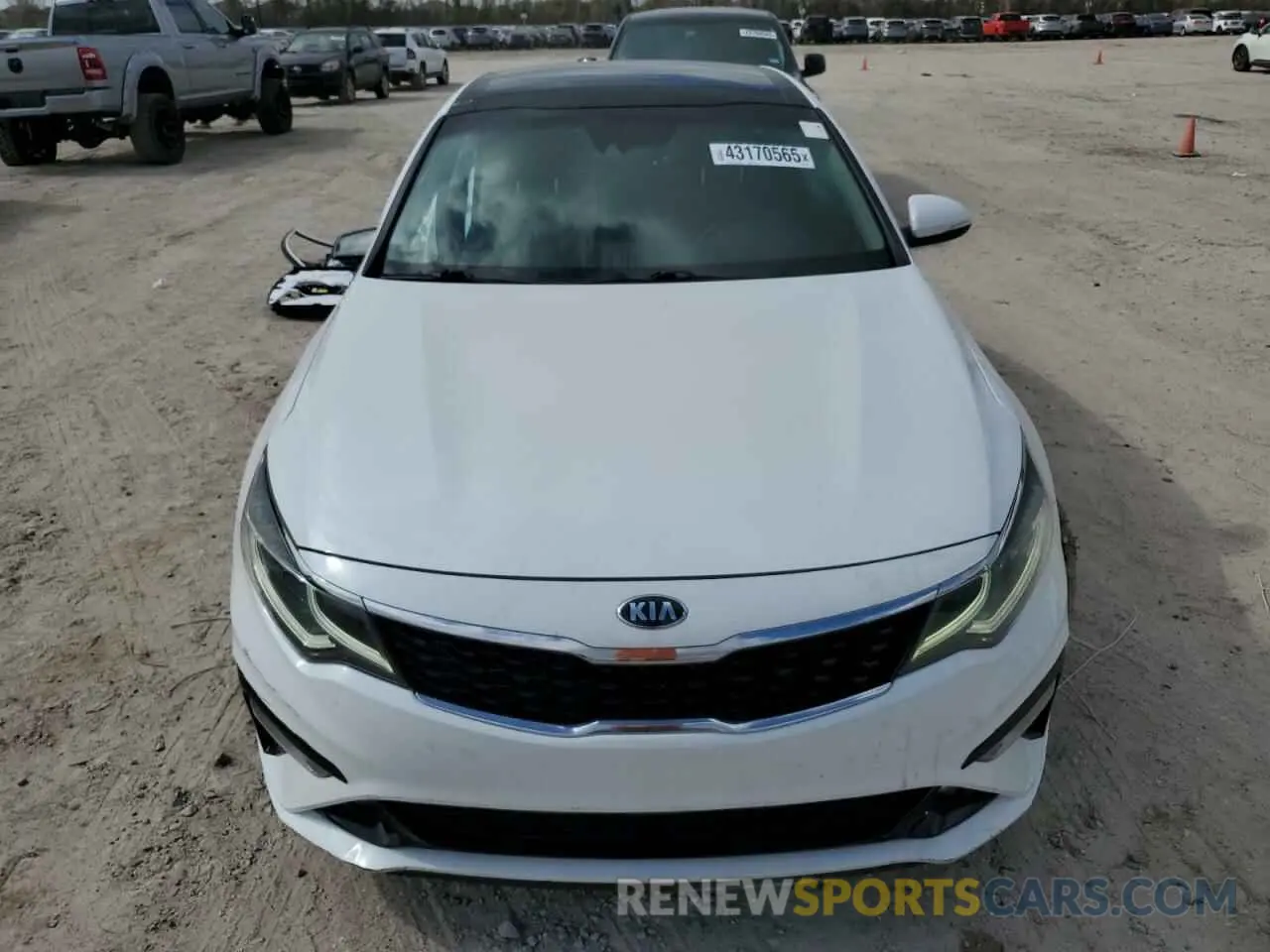 5 Photograph of a damaged car 5XXGT4L39KG366270 KIA OPTIMA 2019