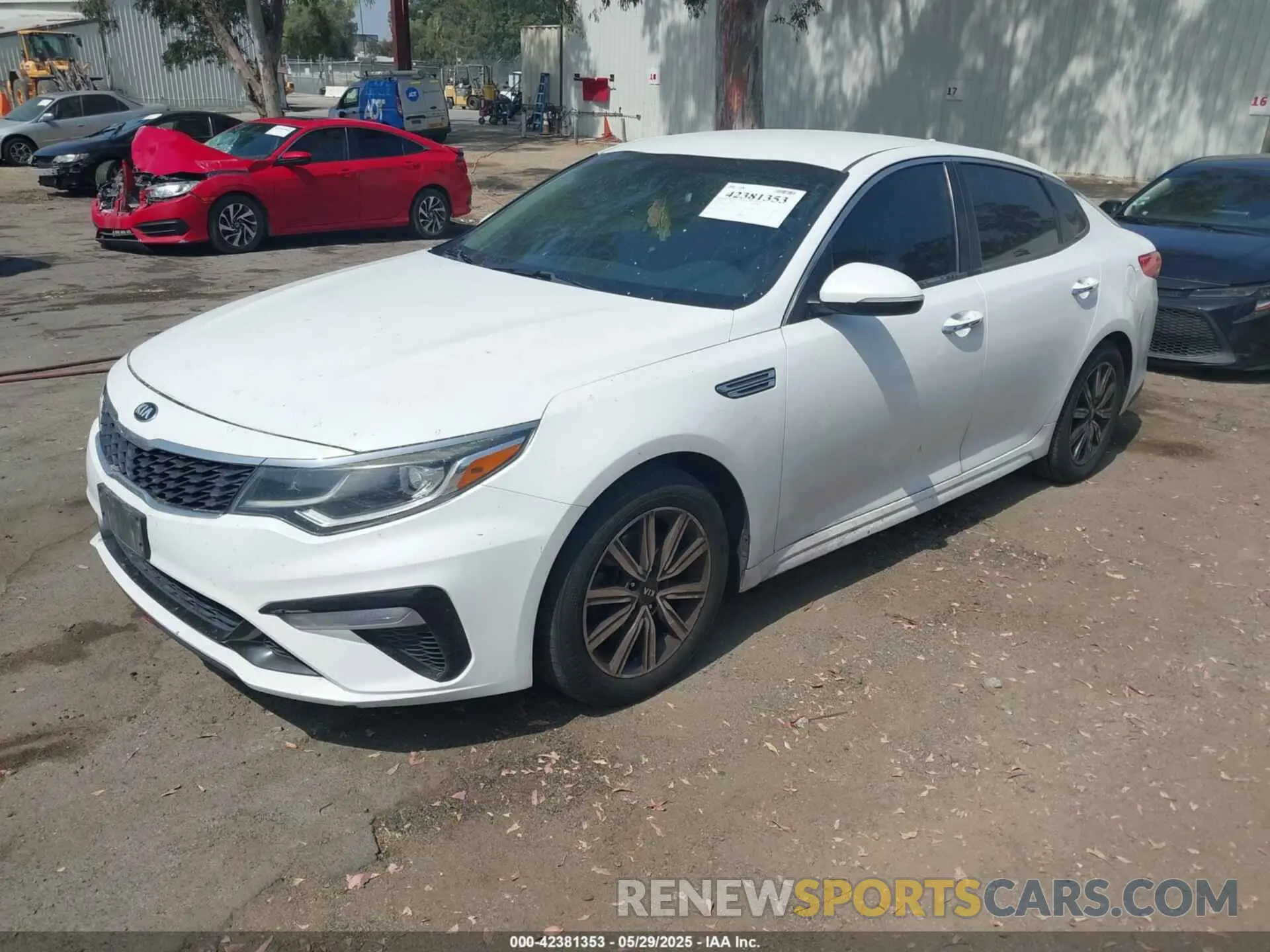 2 Photograph of a damaged car 5XXGT4L39KG371274 KIA OPTIMA 2019