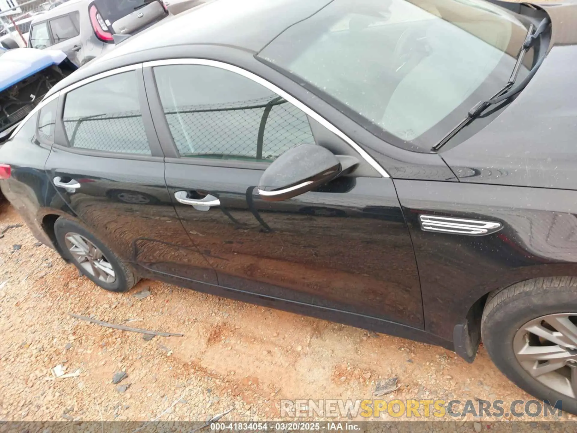 13 Photograph of a damaged car 5XXGT4L39KG374112 KIA OPTIMA 2019