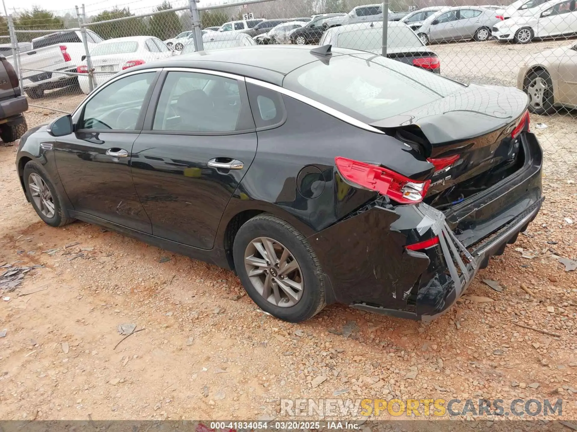 3 Photograph of a damaged car 5XXGT4L39KG374112 KIA OPTIMA 2019