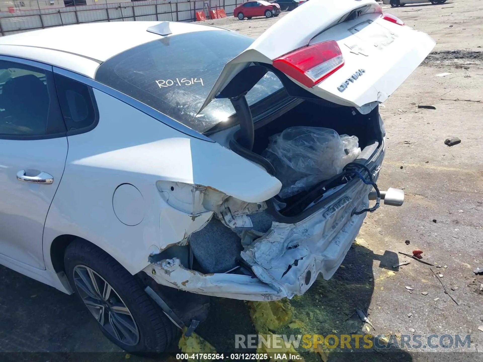 19 Photograph of a damaged car 5XXGT4L39KG374935 KIA OPTIMA 2019