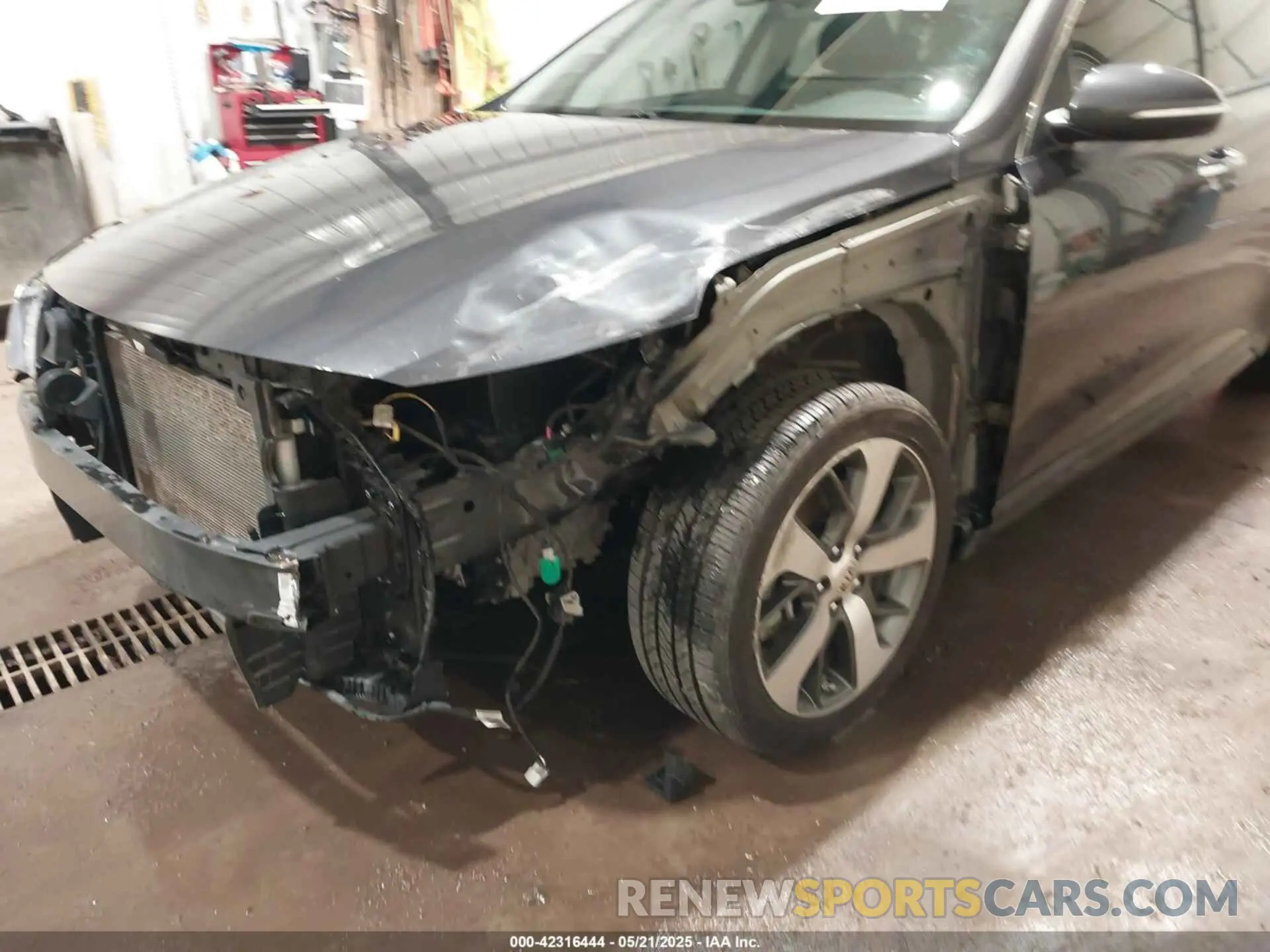 6 Photograph of a damaged car 5XXGT4L3XKG282555 KIA OPTIMA 2019