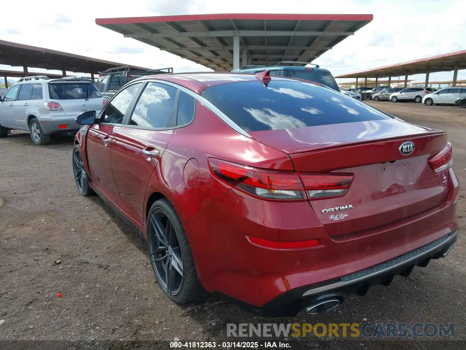 3 Photograph of a damaged car 5XXGT4L3XKG282801 KIA OPTIMA 2019