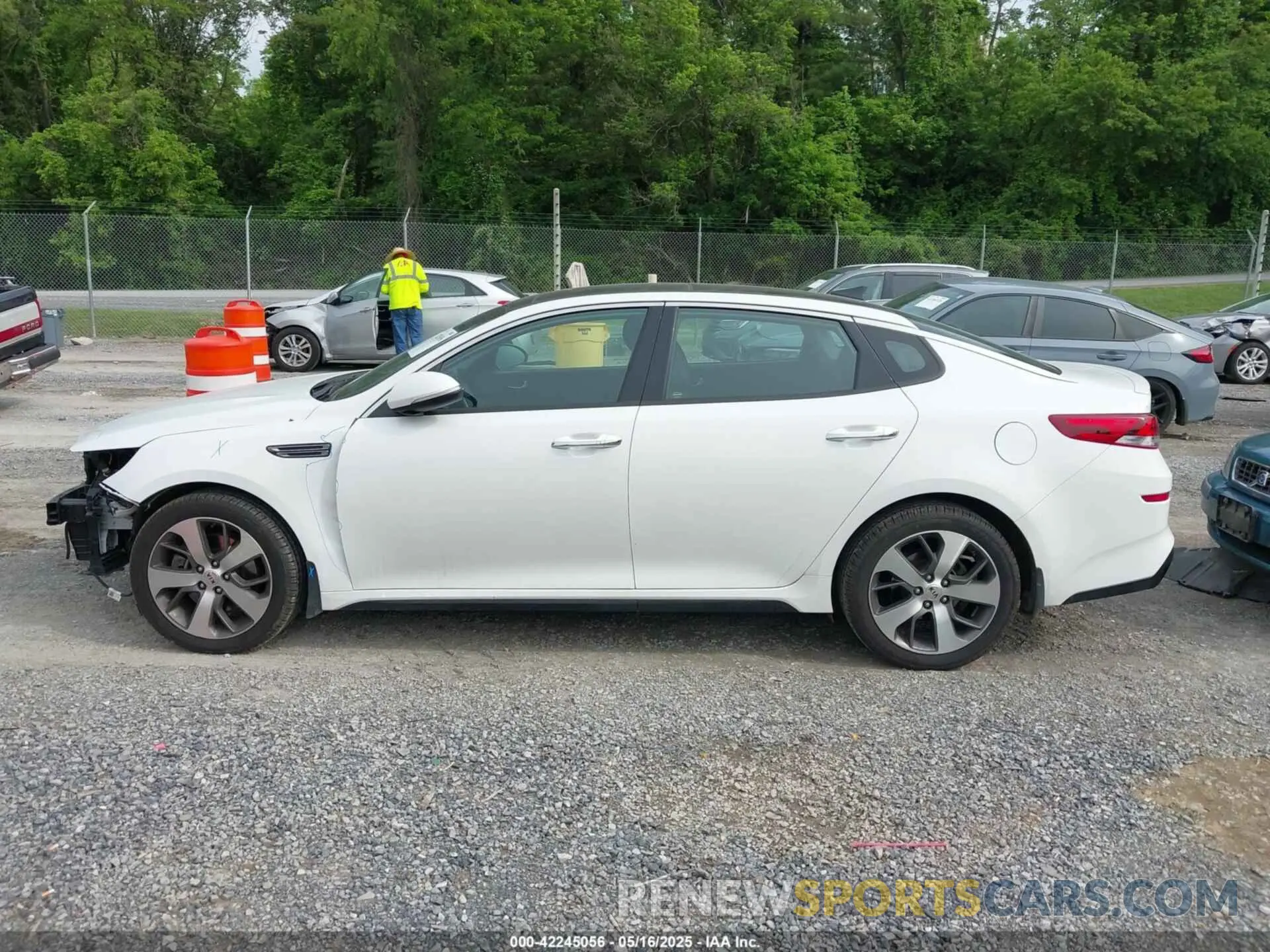14 Photograph of a damaged car 5XXGT4L3XKG294267 KIA OPTIMA 2019