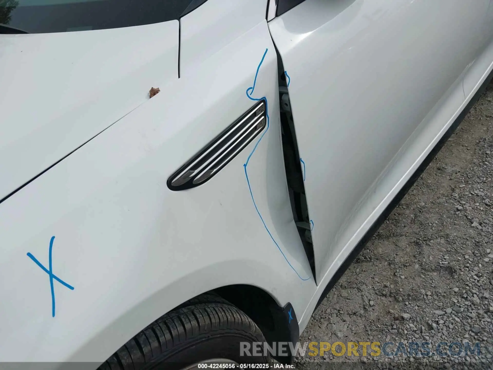 17 Photograph of a damaged car 5XXGT4L3XKG294267 KIA OPTIMA 2019
