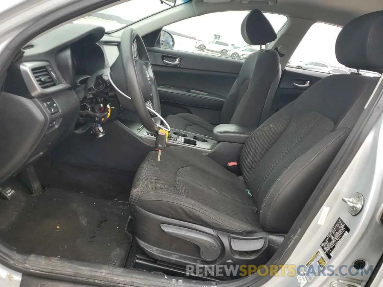 7 Photograph of a damaged car 5XXGT4L3XKG295502 KIA OPTIMA 2019
