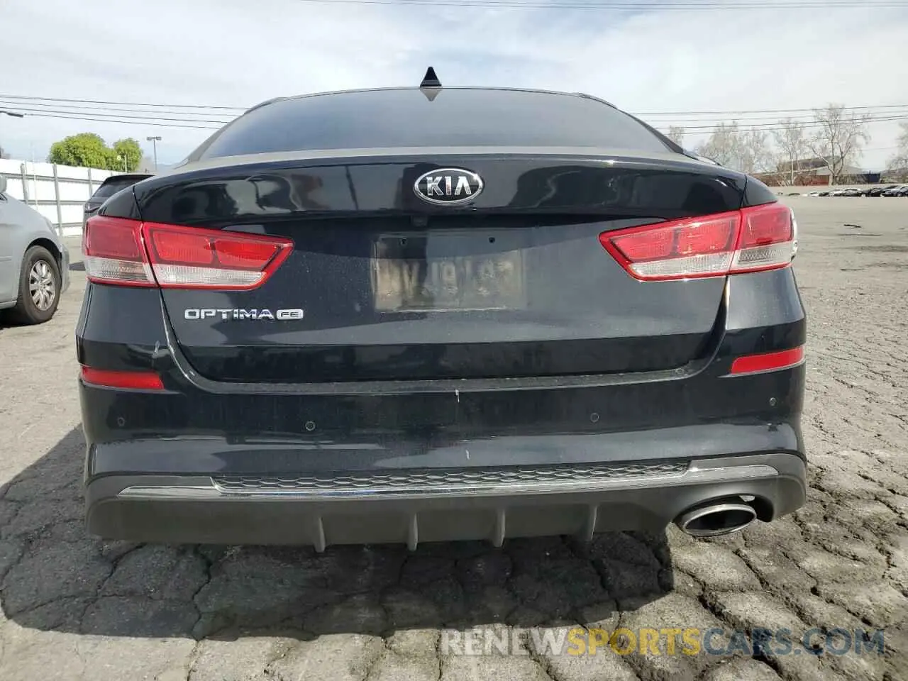 6 Photograph of a damaged car 5XXGT4L3XKG296357 KIA OPTIMA 2019
