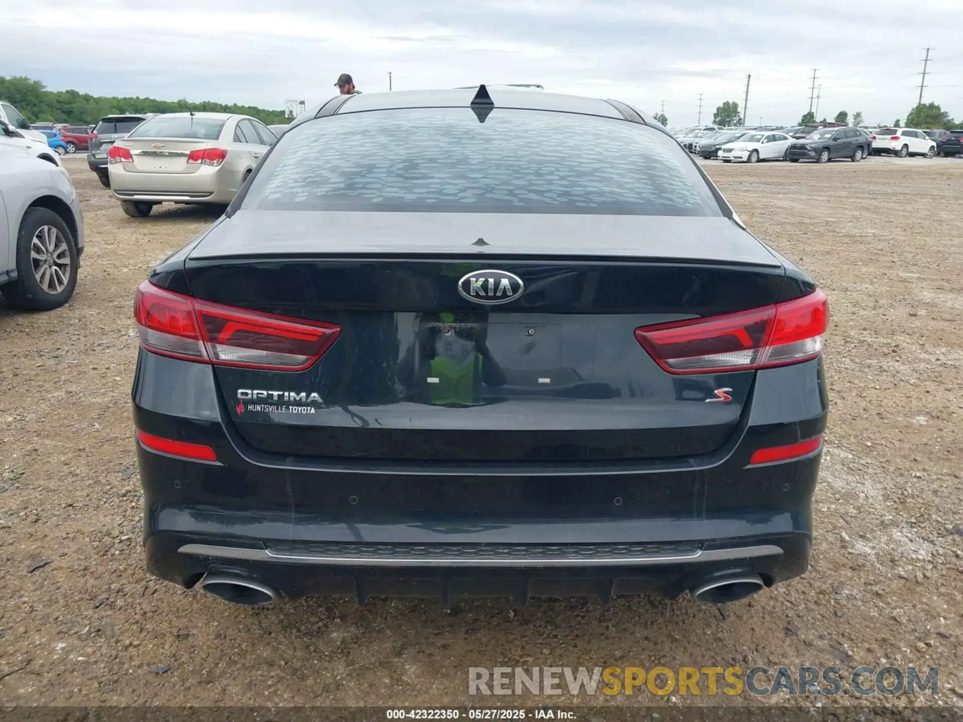 16 Photograph of a damaged car 5XXGT4L3XKG297461 KIA OPTIMA 2019