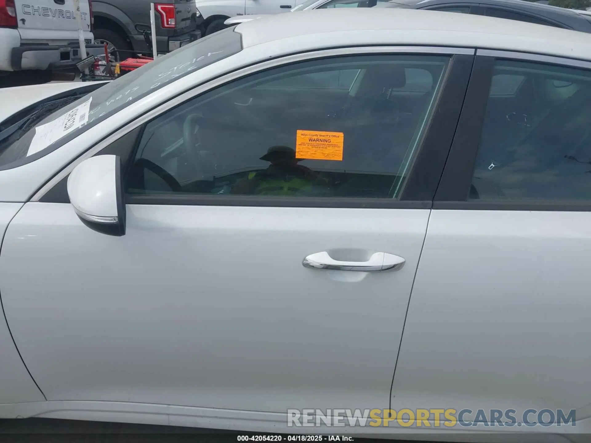 13 Photograph of a damaged car 5XXGT4L3XKG301766 KIA OPTIMA 2019