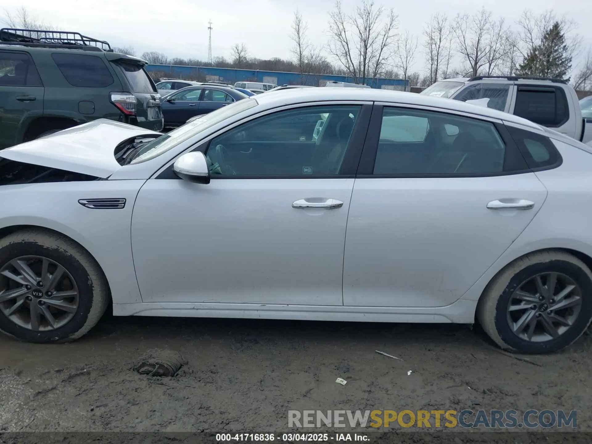 14 Photograph of a damaged car 5XXGT4L3XKG307020 KIA OPTIMA 2019