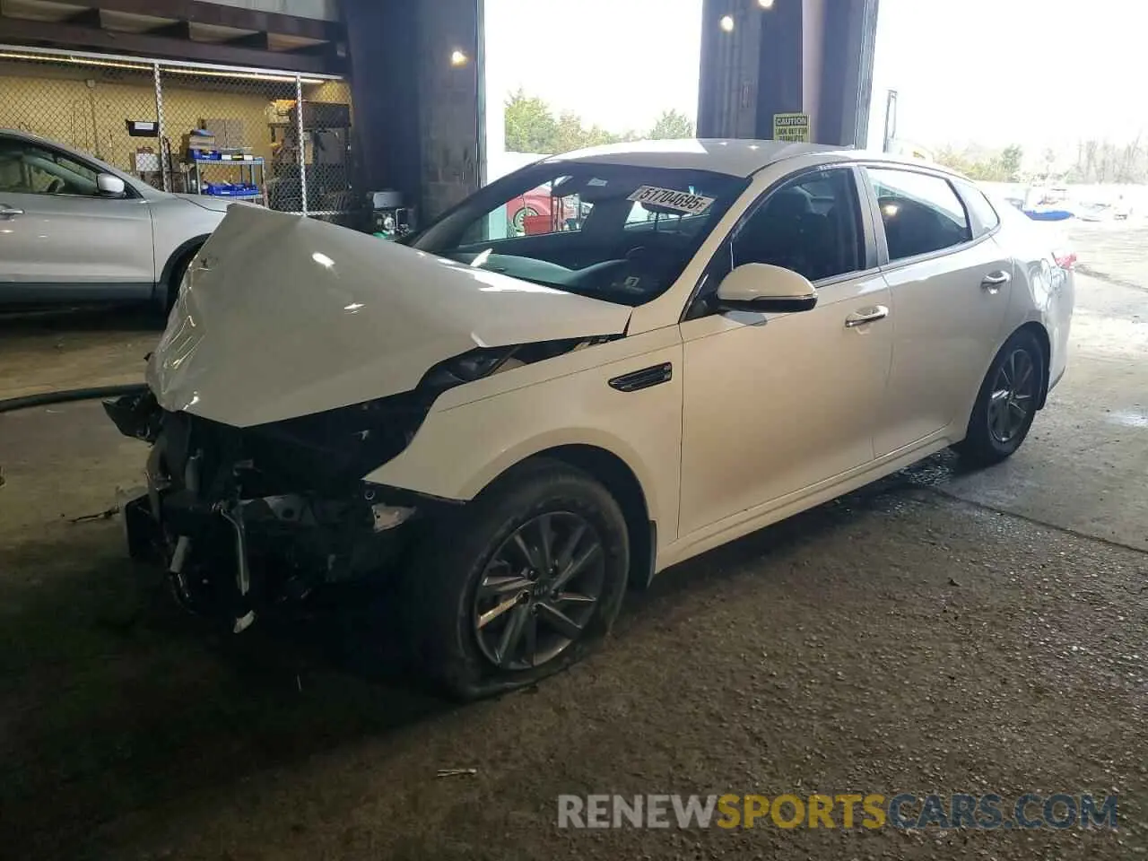 1 Photograph of a damaged car 5XXGT4L3XKG315618 KIA OPTIMA 2019