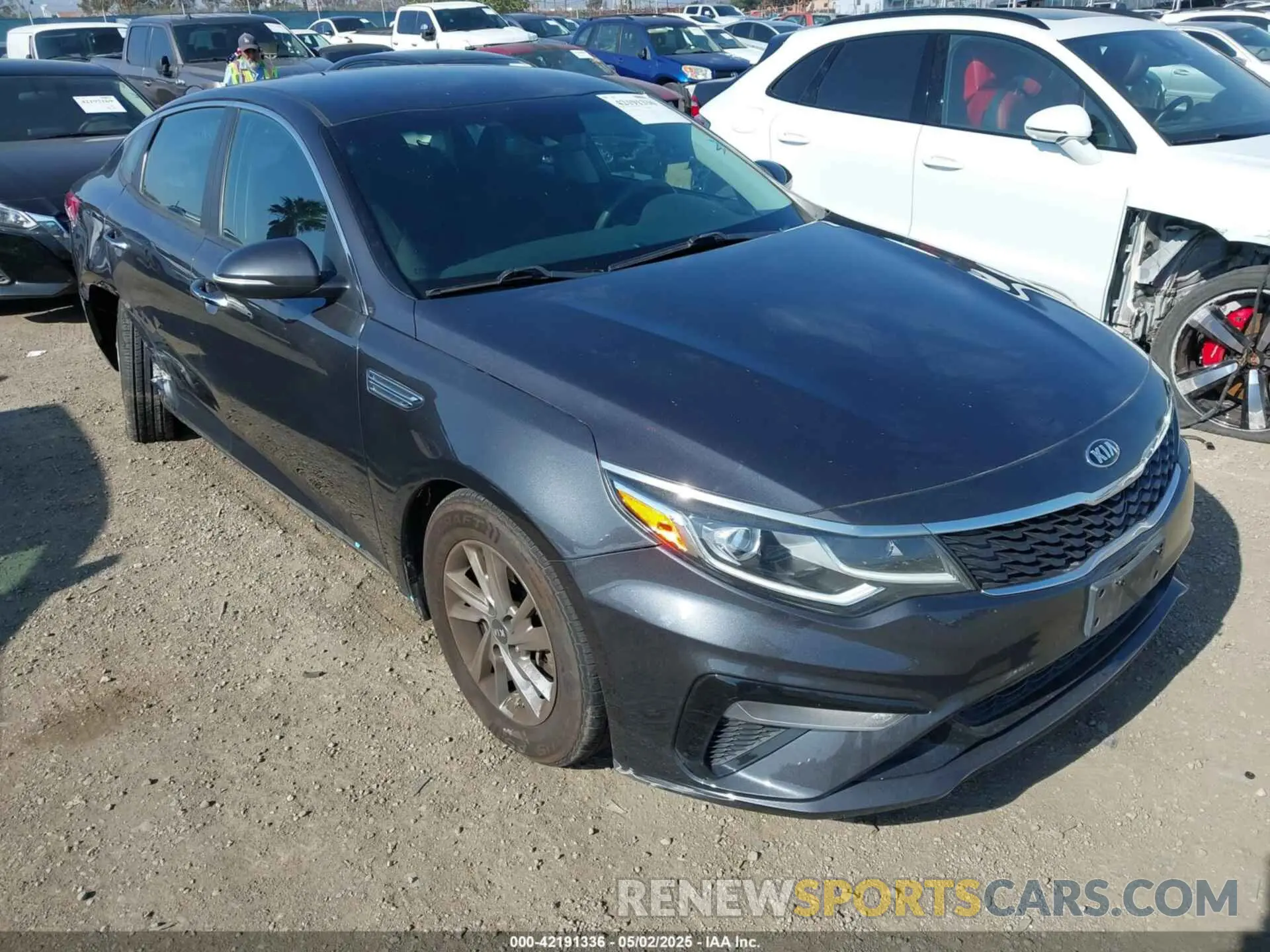 1 Photograph of a damaged car 5XXGT4L3XKG322262 KIA OPTIMA 2019