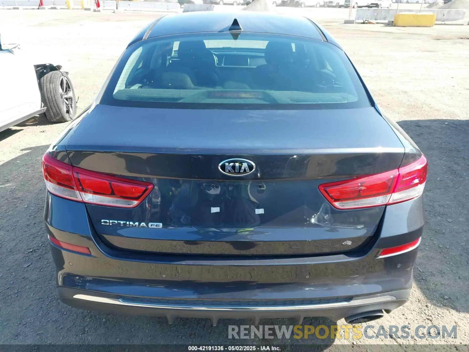 16 Photograph of a damaged car 5XXGT4L3XKG322262 KIA OPTIMA 2019