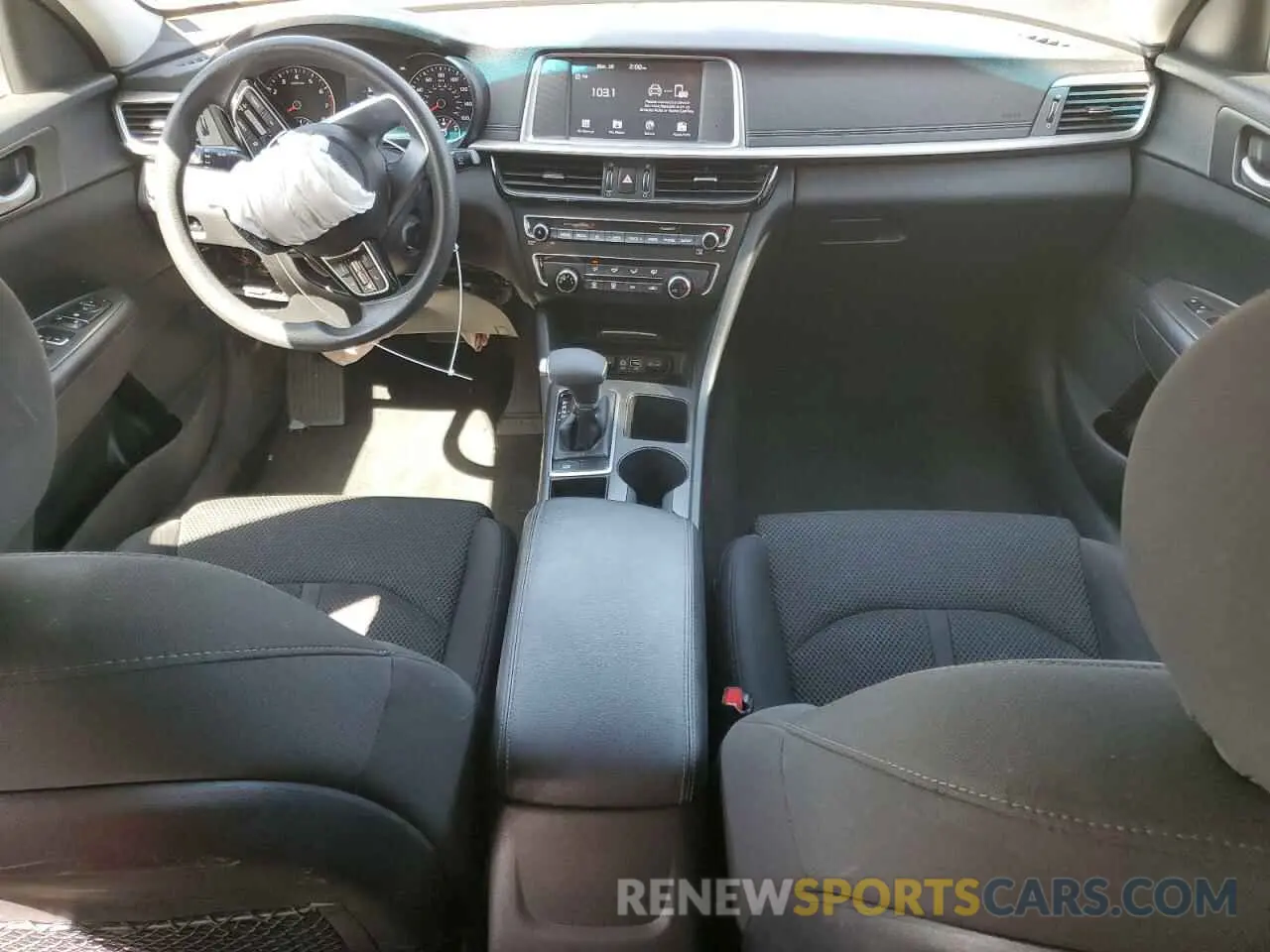 8 Photograph of a damaged car 5XXGT4L3XKG326165 KIA OPTIMA 2019