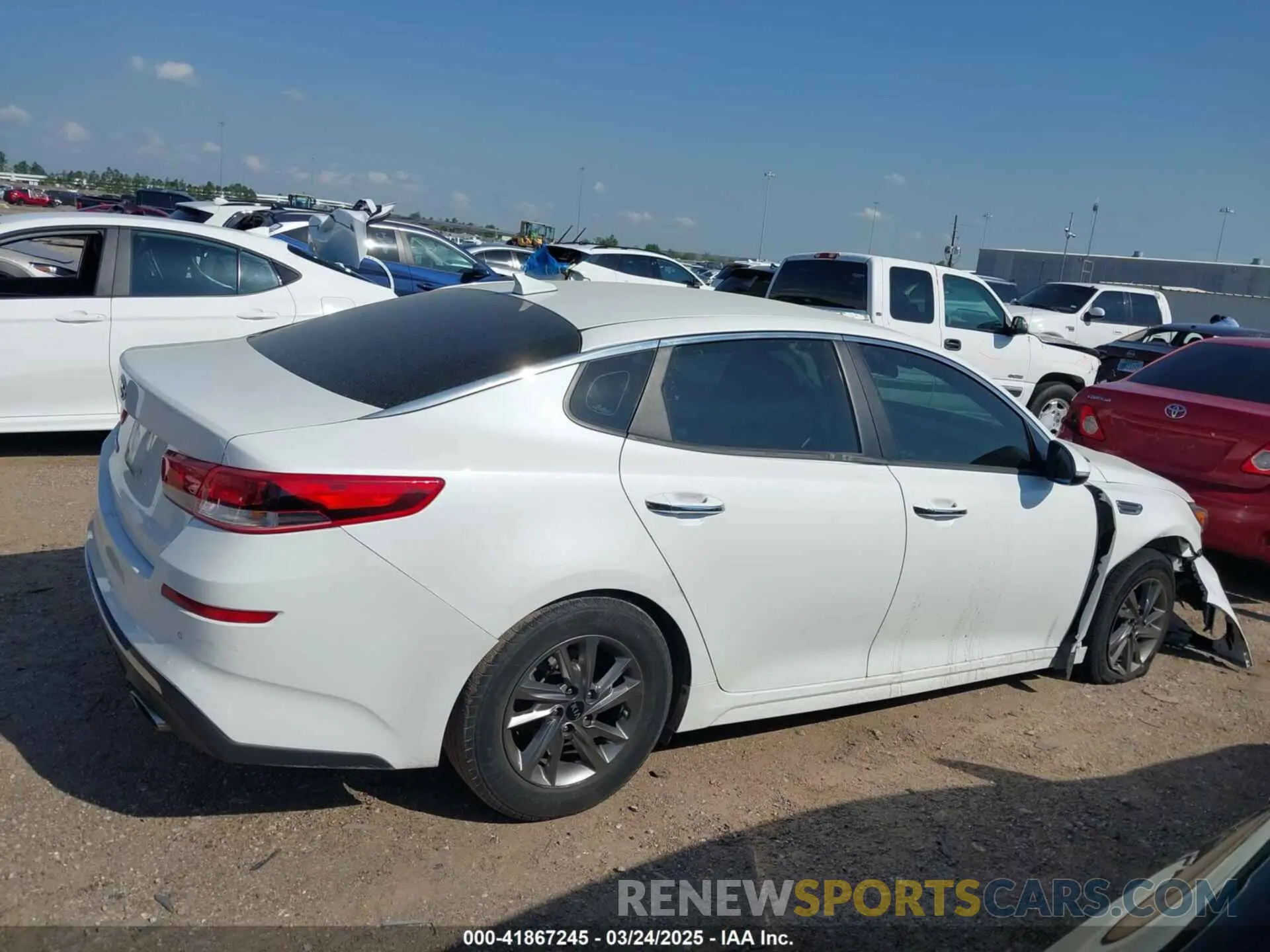 12 Photograph of a damaged car 5XXGT4L3XKG336419 KIA OPTIMA 2019