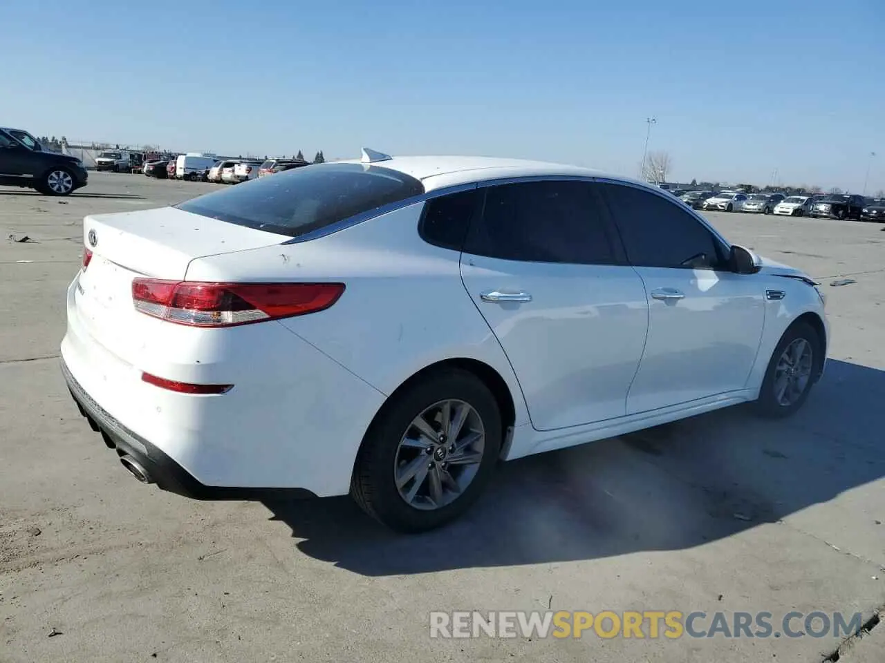 3 Photograph of a damaged car 5XXGT4L3XKG336436 KIA OPTIMA 2019